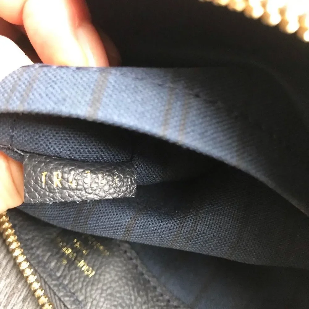 Louis Vuitton Empreinte Petillante Clutch Navy | Monogram Leather | Authentic - Picture 13 of 13